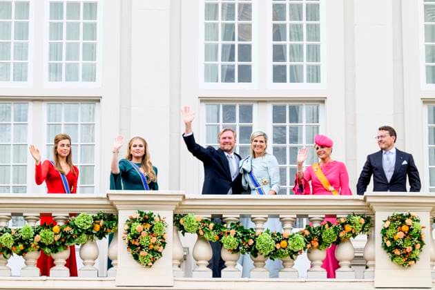 Den Haag, The Netherlands, 2024-09-17 14:22:26 THE HAGUE, 17-09-2024, Noordeinde PalaceKing Willem Alexander and Queen Maxima with Princess Amalia and Princess Alexia and Prince Constantijn with Princess Laurentien during Princess Day on the balcony of Noordeinde Palace PHOTO: NL Beeld Patrick van Emst Credit: NL Beeld Patrick van Emst Copyright: xx x