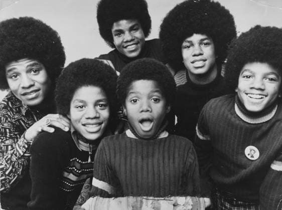 Archivbilder der Woche KW38 Tito Jackson A 1972 picture of The Jackson Five. They are (clockwise from top): Tito, Jermaine, Michael, Randy, Marlon and Jackie. Copyright; The Sun - Online rights must be cleared by News Licensing  Copyright: xNewsxGroupxNewspapersxLtdx NINTCHDBPICT000000952756