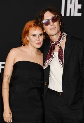 LOS ANGELES, CALIFORNIA - SEPTEMBER 16: (L-R) Tallulah Willis and Justin Acee attend the Los Angeles Premiere of The Substance at Directors Guild Of America on September 16, 2024 in Los Angeles, California. Copyright: xJeffreyxMayerx