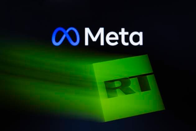 September 16, 2024, Asuncion, Paraguay: RT logo is displayed on a smartphone backdropped by Meta Platforms logo. Facebook owner Meta said on Monday that it is banning RT, Rossiya Segodnya and other Russian state media outlets. Asuncion Paraguay - ZUMAc217 20240916_zip_c217_013 Copyright: xAndrexM.xChangx