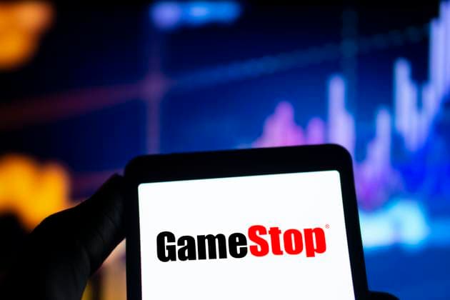 Dhaka, Bangladesh- 09 Sep 2024: GameStop logo is displayed on smartphone. GameStop is a video game retailer in the United States. Dhaka, Bangladesh- 09 Sep 2024: GameStop logo is displayed on smartphone. GameStop is a video game retailer in the United States. Copyright: xZoonar.com MojahidxMottakinx 22185518