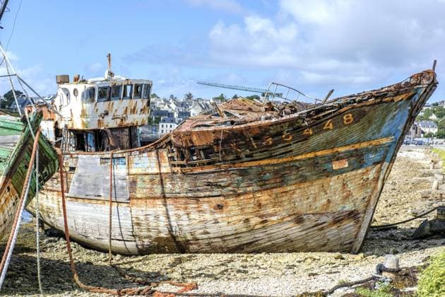 Schiffswracks im Hafen von Camaret-sur-Mer, Département Finistère, Bretagne, Frankreich, Europa Shipwrecks in the harbour of Camaret-sur-Mer, Département Finistère, Brittany, France, Europe Copyright: imageBROKER StefanxObermeier ibxsof11354459.jpg