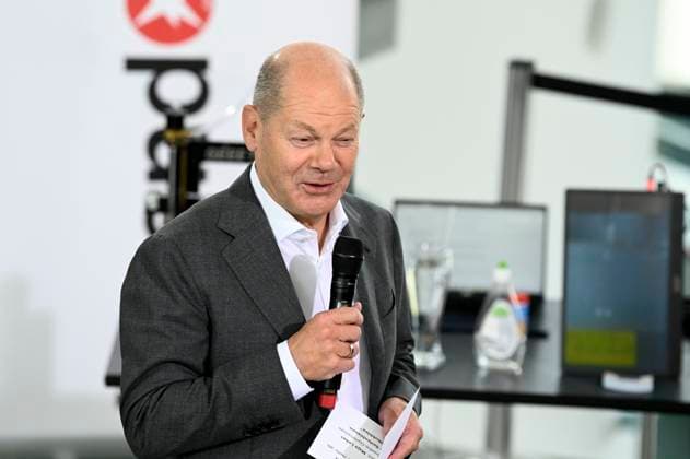 Olaf Scholz beim Empfang der Preisträgerinnen und Preisträger des 59. Bundeswettbewerbs Jugend forscht im Bundeskanzleramt. Berlin, 18.09.2024