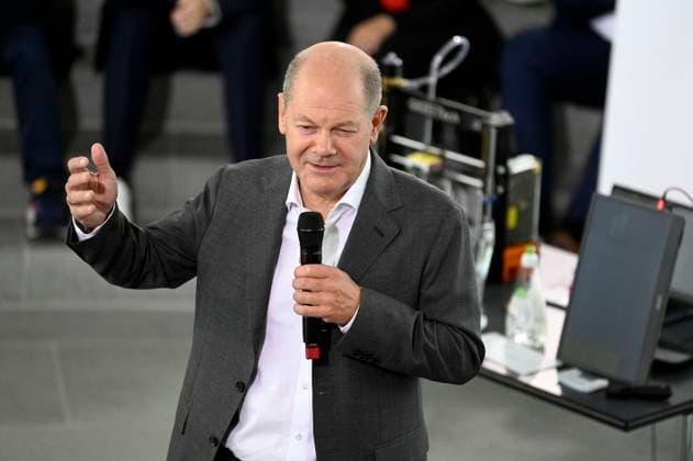 Olaf Scholz beim Empfang der Preisträgerinnen und Preisträger des 59. Bundeswettbewerbs Jugend forscht im Bundeskanzleramt. Berlin, 18.09.2024