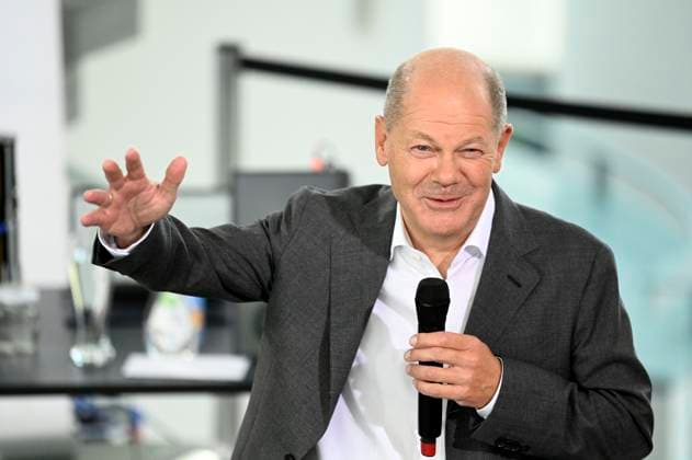 Olaf Scholz beim Empfang der Preisträgerinnen und Preisträger des 59. Bundeswettbewerbs Jugend forscht im Bundeskanzleramt. Berlin, 18.09.2024