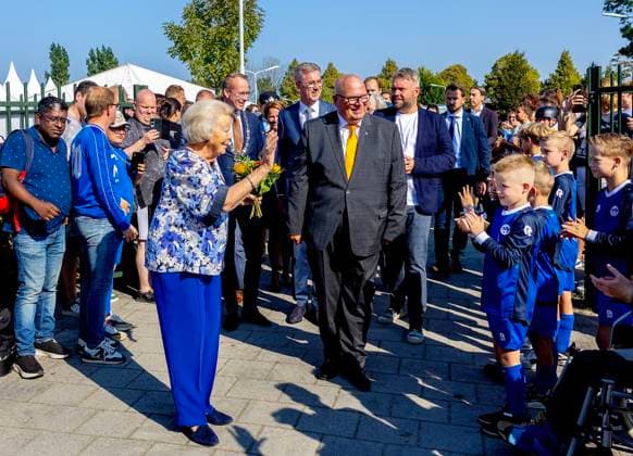 Goes, The Netherlands, 2024-09-21 14:39:39 GOES, 21-09-2024, Sports club Grenzeloos BewegenPrincess Beatrix is present at football club SSV 65 for the national campaign day of the Zwaluwen Youth Action.PHOTO: NLBeeld POOL Nieboer Credit: NL Beeld Patrick van Emst  Copyright: xx x
