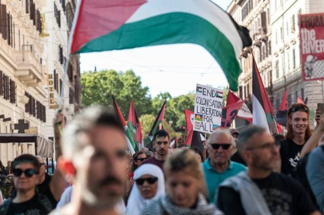 Protest In Support Of Palestinians In Rome People attend a pro-Palestinian rally in Rome, Italy, on September 21, 2024. Rome Italy Italy  Copyright: xAndreaxRonchinix originalFilename: ronchini-protesti240921_np73Y.jpg