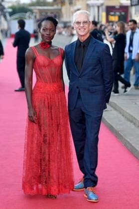 Lupita Nyong o und Chris Sanders bei der Premiere des Animationsfilms The Wild Robot Der Wilde Roboter auf dem 72. Internationalen Filmfestival San Sebastian Festival Internacional de Cine de San Sebastian im Theater Victoria Eugenia. San Sebastian, 22.09.2024