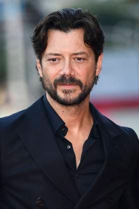 Alvaro Morte bei der Premiere des Animationsfilms The Wild Robot Der Wilde Roboter auf dem 72. Internationalen Filmfestival San Sebastian Festival Internacional de Cine de San Sebastian im Theater Victoria Eugenia. San Sebastian, 22.09.2024