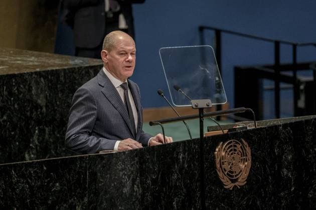 Bilder des Jahres 2024, News 09 September News Themen der Woche KW38 News Bilder des Tages September 22, 2024, New York, New York, USA: OLAF SCHOLZ , Chancellor, Federal Republic of Germany speaks during The first official day of - Summit of the Future in regards to the - A Pact for the Future, a document that was introduced by Germany and Namibia and agreed in advance by consensus through intergovernmental negotiations. .Although Russia attempted to obstruct the vote, stating lack of clear negotiations, it was passed with 143 in favor and 7 against with 15 abstentions which consider further consideration into RussiaÃ¢â‚¬â ¢s proposal. New York USA - ZUMAo116 20240922_znp_o116_099 Copyright: xBiancaxOterox