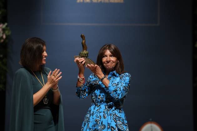 News Bilder des Tages Anne Hidalgo receives the XIII Cortes de la Real Isla de León Award Cadiz The mayor of Paris, Anne Hidalgo, during the presentation of the XIII Cortes de la Real Isla de León Award in San Fernando, on September 24, 2024 in Cadiz Andalusia, Spain The Cortes de la Real Isla de León Award of 1810 recalls that San Fernando was the seat and cradle of parliamentarism and constitutionalism that currently govern the life of our country. It was born at the dawn of the commemoration of the Bicentennial of the Constitution of 1812 and symbolizes the values of the anniversary of Las Cortes, being awarded in the framework of the celebration of the historic September 24 24 24 SEPTEMBER 2024 Cadiz Andalucia Cadiz Andalucia Espana  Copyright: xNachoxFradex 6232568