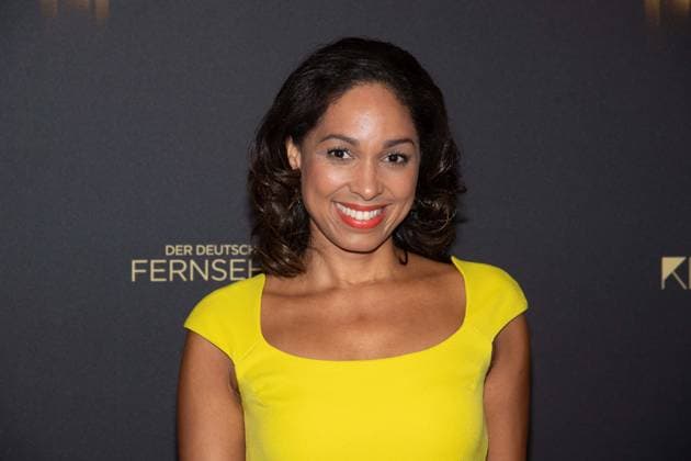 Jana PAREIGIS, Moderatorin, Roter Teppich, Red Carpet Show, Ankunft, arrival, Verleihung des Deutschen Fernsehpreises, Die Nacht der Kreativen - Der Deutsche Fernsehpreis 2024, Deutscher Fernsehpreis 2024 in Koeln, am 24.09.2024.