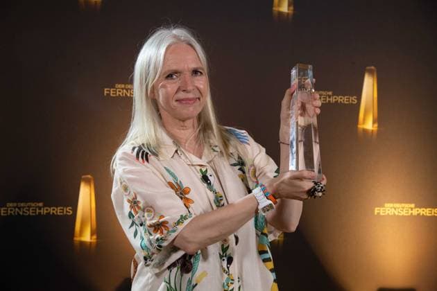 Annette HESS, Preistraegerin Bestes Buch Fiktion Verleihung des Deutschen Fernsehpreises, Die Nacht der Kreativen - Der Deutsche Fernsehpreis 2024, Deutscher Fernsehpreis 2024 in Koeln, am 24.09.2024.