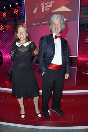 RECORD DATE NOT STATED Verleihung des Deutschen Gründerpreis im ZDF Hauptstadtstudio Annette Roeckl (Geschäftsfuhrerin Roeckl Handschuhe & Accessoires GmbH&Co. KG) und Alfred Theodor Ritter (Ritter Sport) bei der Verleihung des Deutschen Gründerpreis im ZDF-Hauptstadtstudio in in Berlin Copyright: xEventpressxTimmx