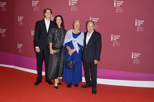 RECORD DATE NOT STATED Verleihung des Deutschen Gründerpreis im ZDF Hauptstadtstudio Alannah Sennheiser, Marlys Sennheiser-Blume und Ehemann Prof. Dr. Jörg Sennheiser (Senneheiser electronic GmbH) bei der Verleihung des Deutschen Gründerpreis im ZDF-Hauptstadtstudio in in Berlin Copyright: xEventpressxTimmx
