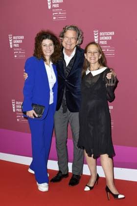 RECORD DATE NOT STATED Verleihung des Deutschen Gründerpreis im ZDF Hauptstadtstudio Andrea Bury, Dr. Florian Langenscheidt und Annette Roeckl (Geschäftsfuhrerin Roeckl Handschuhe & Accessoires GmbH&Co. KG) bei der Verleihung des Deutschen Gründerpreis im ZDF-Hauptstadtstudio in in Berlin Copyright: xEventpressxTimmx