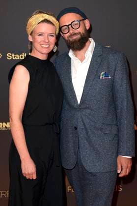 Entertainment Bilder des Tages J. Patrick Arbeiter mit Begleitung bei der Verleihung des Deutschen Fernsehpreises 2024 - Die Nacht der Kreativen in der Flora Köln. Köln, 24.09.2024