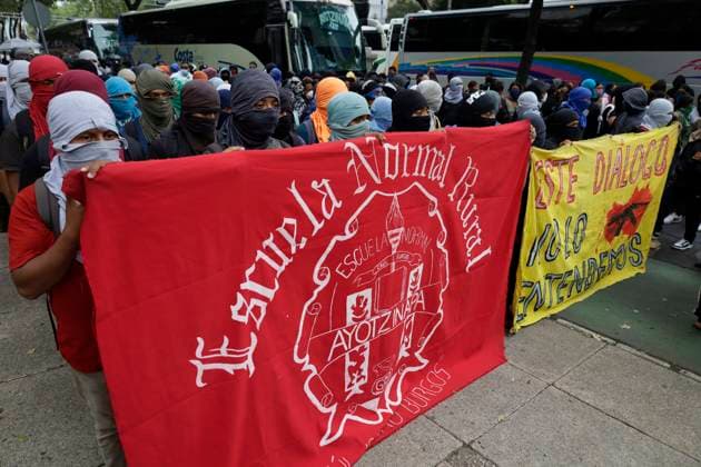 Mothers And Fathers Of The 43 Ayotzinapa Students March 10 Years After Their Disappearance The 43 missing students from Ayotzinapa throw firecrackers on Tuesday, September 24, 2024, and demonstrate outside the Senate of the Republic in Mexico City, Mexico, to demand justice and punishment for those responsible for the disappearance of their comrades almost 10 years after the events in Iguala, Guerrero state. Mexico City Mexico City Mexico  Copyright: xGerardoxVieyrax originalFilename: vieyra-notitle240924_npwKt.jpg