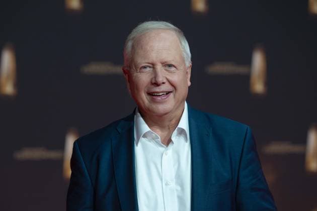 Tom BUHROW, WDR Intendant, Roter Teppich, Red Carpet Show, Ankunft, arrival, Verleihung des Deutschen Fernsehpreises, Der Deutsche Fernsehpreis 2024, Deutscher Fernsehpreis 2024 in den MMC Studios Koeln, am 25.09.2024.