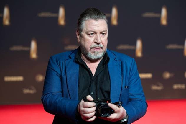 Armin ROHDE, Schauspieler, Roter Teppich, Red Carpet Show, Ankunft, arrival, Verleihung des Deutschen Fernsehpreises, Der Deutsche Fernsehpreis 2024, Deutscher Fernsehpreis 2024 in den MMC Studios Koeln, am 25.09.2024.