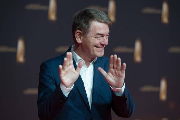 Joerg SCHOENENBORN, Jörg Schönenborn, WDR Programmdirektor, Roter Teppich, Red Carpet Show, Ankunft, arrival, Verleihung des Deutschen Fernsehpreises, Der Deutsche Fernsehpreis 2024, Deutscher Fernsehpreis 2024 in den MMC Studios Koeln, am 25.09.2024.