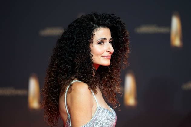 Marwa ELDESSOUKY, Moderatorin, Roter Teppich, Red Carpet Show, Ankunft, arrival, Verleihung des Deutschen Fernsehpreises, Der Deutsche Fernsehpreis 2024, Deutscher Fernsehpreis 2024 in den MMC Studios Koeln, am 25.09.2024.