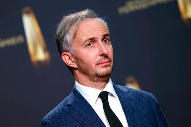 Entertainer und Satiriker Jan Böhmermann auf dem Red Carpet beim Deutschen Fernsehpreis 2024 in den MMC-Studios in Ossendorf. Köln, 25.09.2024 NRW Deutschland Copyright: xChristophxHardtx