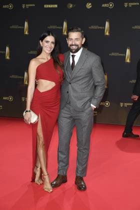 RECORD DATE NOT STATED Deutschen Fernsehpreis 2024 Klaas Heufer-Umlauf mit Frau Doris Golpashin beim Deutschen Fernsehpreis 2024 in den MMC Studios iin Köln Copyright: xEventpressxTimmx