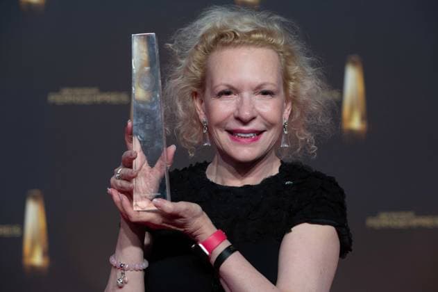 Sunnyi MELLES, Schauspielerin, Preistraegerin beste Schauspielerin Verleihung des Deutschen Fernsehpreises, Der Deutsche Fernsehpreis 2024, Deutscher Fernsehpreis 2024 in den MMC Studios Koeln, am 25.09.2024.