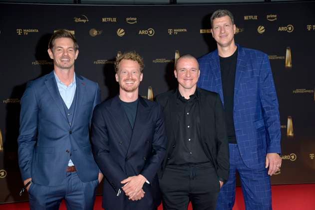 Alexander Schlüter, Per Günther, Benni Zander und Patrick Femerling bei der Verleihung des Deutschen Fernsehpreises 2024 in den MMC Studios. Köln, 25.09.2024