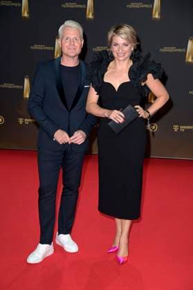 Guido Cantz und Sabine Heinrich bei der Verleihung des Deutschen Fernsehpreises 2024 in den MMC Studios. Köln, 25.09.2024