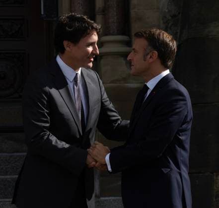 September 26, 2024, Ottawa, On, Canada: Prime Minister Justin Trudeau, left, shakes hands with French President Emmanuel Macron as he arrives on Parliament Hill, Thursday, September 26, 2024 in Ottawa. Ottawa Canada  - ZUMAc35_ 20240926_zaf_c35_013 Copyright: xAdrianxWyldx