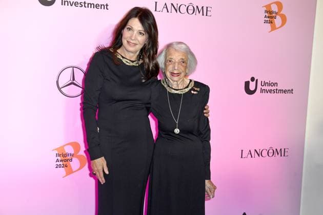 RECORD DATE NOT STATED BRIGITTE AWARD 2024 Iris Berben und Margot Friedländer beim BRIGITTE AWARD 2024 in der Bertelsmann Hauptstadtrepräsentanz in Berlin. Copyright: xEventpressxBerndtx
