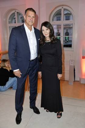 RECORD DATE NOT STATED BRIGITTE AWARD 2024 Iris Berben und Ehemann Heiko Kiesow beim BRIGITTE AWARD 2024 in der Bertelsmann Hauptstadtrepräsentanz in Berlin. Copyright: xEventpressxBerndtx