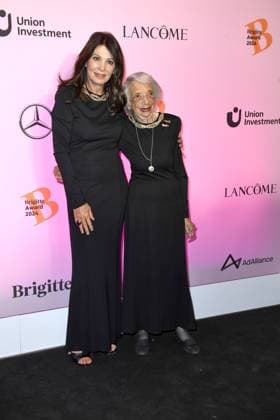 RECORD DATE NOT STATED BRIGITTE AWARD 2024 Iris Berben und Margot Friedländer beim BRIGITTE AWARD 2024 in der Bertelsmann Hauptstadtrepräsentanz in Berlin. Copyright: xEventpressxBerndtx