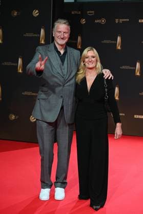 Produzent Michael Souvignier und ARD-Wettermoderatorin Claudia Kleinert kommt zur Gala und Verleihung des Deutschen Fernsehpreis in Köln.