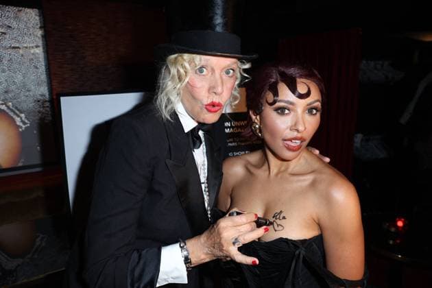 Bilder des Jahres 2024, Entertainment 09 September Entertainment Themen der Woche KW39 Entertainment Bilder des Tages PFW - Ellen von Unwerth’s Von Magazine Dinner Party hosted by Kat Graham Ellen von Unwerth and Kat Graham attends Ellen von Unwerth’s Von Magazine Dinner Party hosted by Kat Graham held at La Boheme Montmartre on September 27, 2024 in Paris. Photo by Jerome Dominé ABACAPRESS.COM  Copyright: xDominexJerome ABACAx