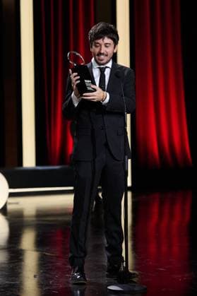 The Winners During The 72nd Edition Of The San Sebastian International Film Festival Pedro Martin-Calero receives the Silver Shell for Best Direction during the 72nd edition of the San Sebastian International Film Festival in San Sebastian, Spain, on September 28, 2024. San Sebastian Spain  Copyright: xCOOLMediax originalFilename: coolmedia-notitle240928_npkda.jpg