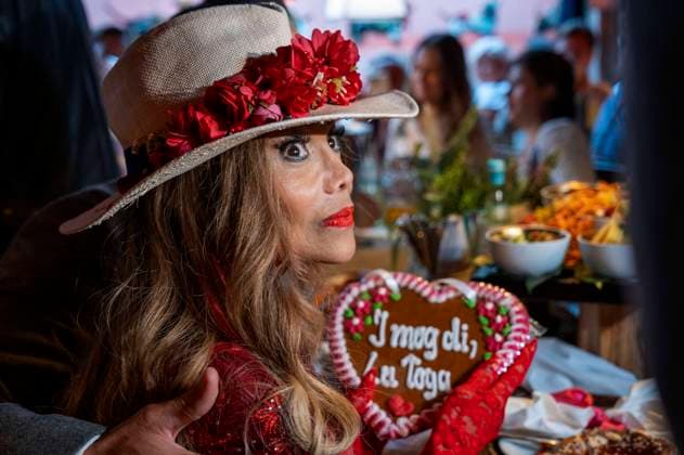 Bilder des Jahres 2024, Entertainment 09 September Entertainment Themen der Woche KW39 Entertainment Bilder des Tages La Toya Jackson auf dem 189. Oktoberfest 2024 auf der Theresienwiese. München, 28.09.2024 *** La Toya Jackson at the 189 Oktoberfest 2024 on the Theresienwiese Munich, 28 09 2024 Foto:xN.xKolinzx xFuturexImagex jackson_4918