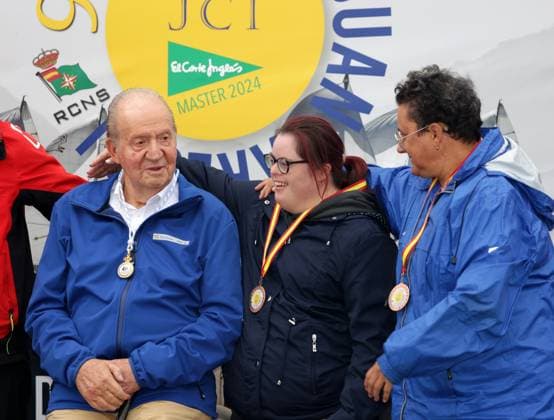 Presentation of trophies of the Regata Rey Juan Carlos I El Corte Inglés Máster The King Emeritus, Don Juan Carlos de Borbón, presides over the presentation of trophies of the Regata Rey Juan Carlos I El Corte Inglés Máster at the yacht club, on September 29, 2024, in Sanxenxo Pontevedra, Galicia, Spain AWARDS GENTE REGATAS José Ramó Sanxenxo Sanxenxo Sanxenxo Spain  Copyright: xJosÃ xRamonxHernandox 6246826