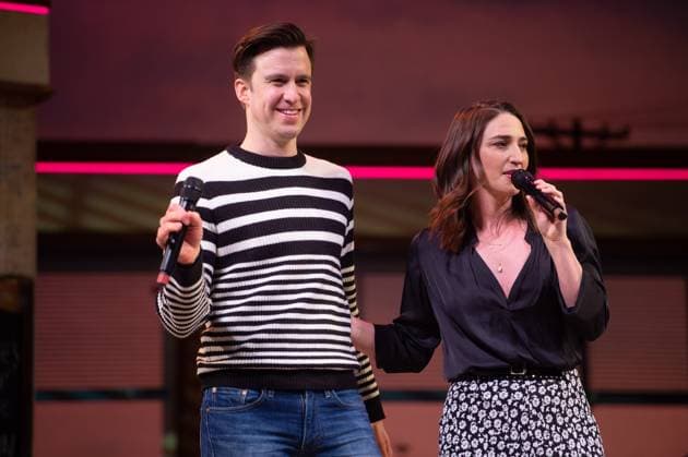Waitress Musical Cast Change Photocall at Adelphi Theatre, London Gavin Creel performs a number with Sara Bareilles at a photocall for Waitress The Musical at Adelphi Theatre, London, England, UK on Monday 20 January, 2020. Picture by Justin Ng Retna Avalon, Credit:Justin Ng Avalon UK  Copyright: xJustinxNgx xAvalonx 0563042609