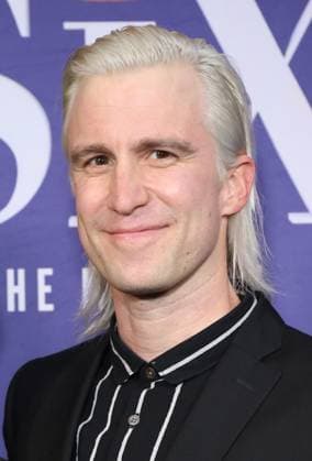 **FILE PHOTO** Gavin Creel Has Passed Away. NEW YORK, NY- OCTOBER 3: Gavin Creel arrives at the opening night of Six The Musical, held at the Brooks Atkinson Theatre, on October 3, 2021, in New York City. Copyright: xJosephxMarzullox
