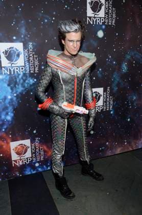 **FILE PHOTO** Gavin Creel Has Passed Away. NEW YORK, NY - OCTOBER 29: Gavin Creel attends Bette Midler™s 2018 Annual Hulaween Event Benefiting The New York Restoration Project, at the Cathedral of St. John the Divine on Monday, October 29, 2018 in New York. Copyright: xRaymondxHagansx