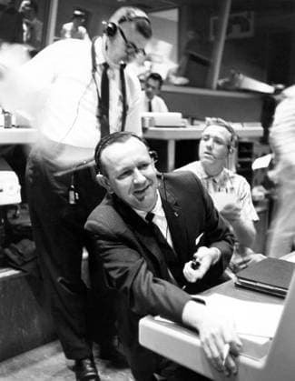 RECORD DATE NOT STATED CAPE CANAVERAL, Fla. - Inside Mercury Mission Control, Christopher Kraft, Mercury s flight director, sits at his console during preparations for astronaut Gordon Cooper s Faith 7 launch, which took place on May 15, 1963. The Mercury Mission Control Center in Florida played a key role in the United States early spaceflight program. Located at Cape Canaveral Air Force Station, the original part of the building was constructed between 1956 and 1958, with additions in 1959 and 1963. The facility officially was transferred to NASA on Dec. 26, 1963, and served as mission control during all the Project Mercury missions, as well as the first three flights of the Gemini Program, when it was renamed Mission Control Center. With its operational days Copyright: xpiemagsx piemagsnasaend23-16944 !ACHTUNG AUFNAHMEDATUM GESCHÄTZT!
