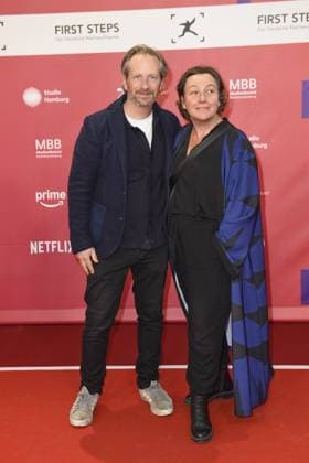 RECORD DATE NOT STATED Verleihung FIRST STEPS 2024 Fabian Busch mit Frau Sunny Scheucher bei der Verleihung FIRST STEPS 2024 im Theater des Westens in Berlin. Copyright: xEventpressxBerndtx