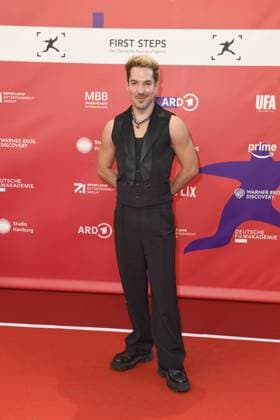 RECORD DATE NOT STATED Verleihung FIRST STEPS 2024 Nico Stank bei der Verleihung FIRST STEPS 2024 im Theater des Westens in Berlin. Copyright: xEventpressxBerndtx