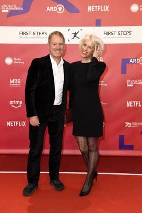 RECORD DATE NOT STATED Verleihung FIRST STEPS 2024 Florian Gallenberger und Katja Eichinger bei der Verleihung FIRST STEPS 2024 im Theater des Westens in Berlin. Copyright: xEventpressxBerndtx