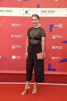 RECORD DATE NOT STATED Verleihung FIRST STEPS 2024 Sina Martens bei der Verleihung FIRST STEPS 2024 im Theater des Westens in Berlin. Copyright: xEventpressxBerndtx