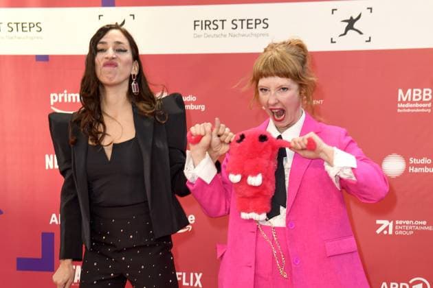 RECORD DATE NOT STATED Verleihung FIRST STEPS 2024 Carola Schuler und Sarah Bauerett bei der Verleihung FIRST STEPS 2024 im Theater des Westens in Berlin. Copyright: xEventpressxBerndtx