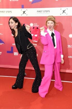 RECORD DATE NOT STATED Verleihung FIRST STEPS 2024 Carola Schuler und Sarah Bauerett bei der Verleihung FIRST STEPS 2024 im Theater des Westens in Berlin. Copyright: xEventpressxBerndtx